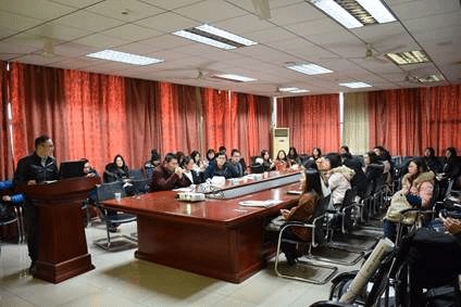 说明: E:\桂恒俊辅导员工作\其它\新闻\必赢76net线路新闻部:选调生之路 华农人在基层\必赢76net线路新闻部:选调之路 华农人在基层\1.jpg